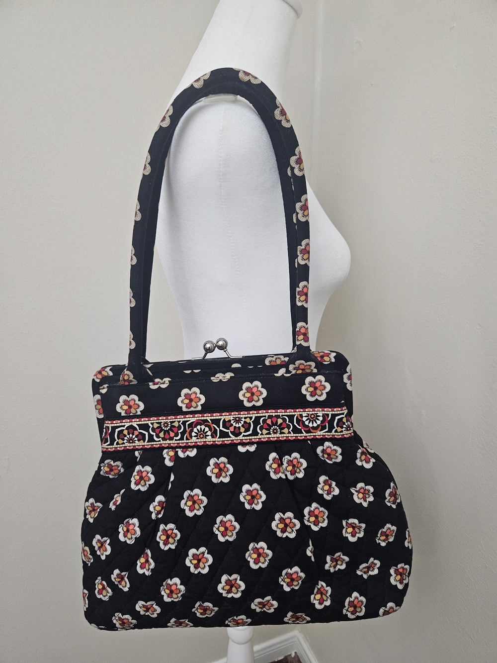 Vera Bradley Black Quilted Floral Kiss-Lock Shoulder Bag